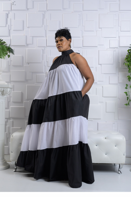 The ‘Nia’ Color Block Maxi Dress